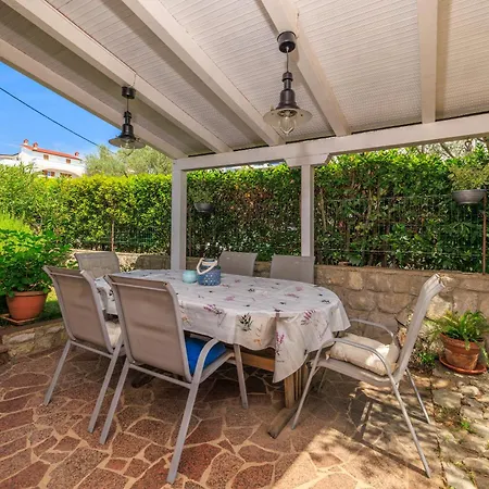 Olive Tree Krk Ferienhaus *