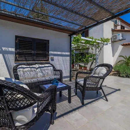 Ferienhaus Olive Tree Krk