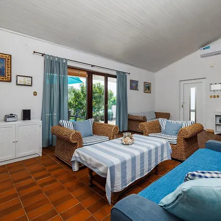 Olive Tree Krk Ferienhaus *